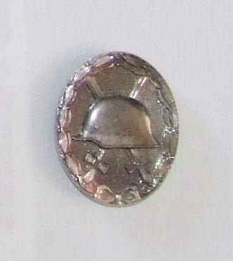 Silver Wound Badge - 1957