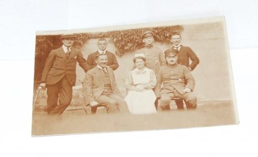 German WW1 Family Photograph - EK1 Holders