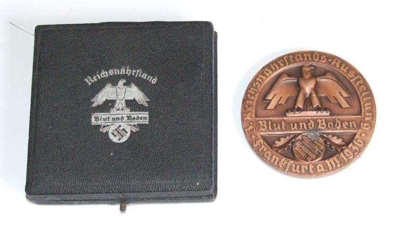 Bronze Reichnahrstand Medal - Cased