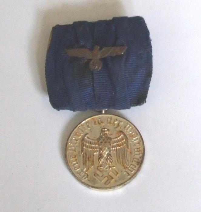 Wehrmacht 4-Year Service Medal - Court Mounted