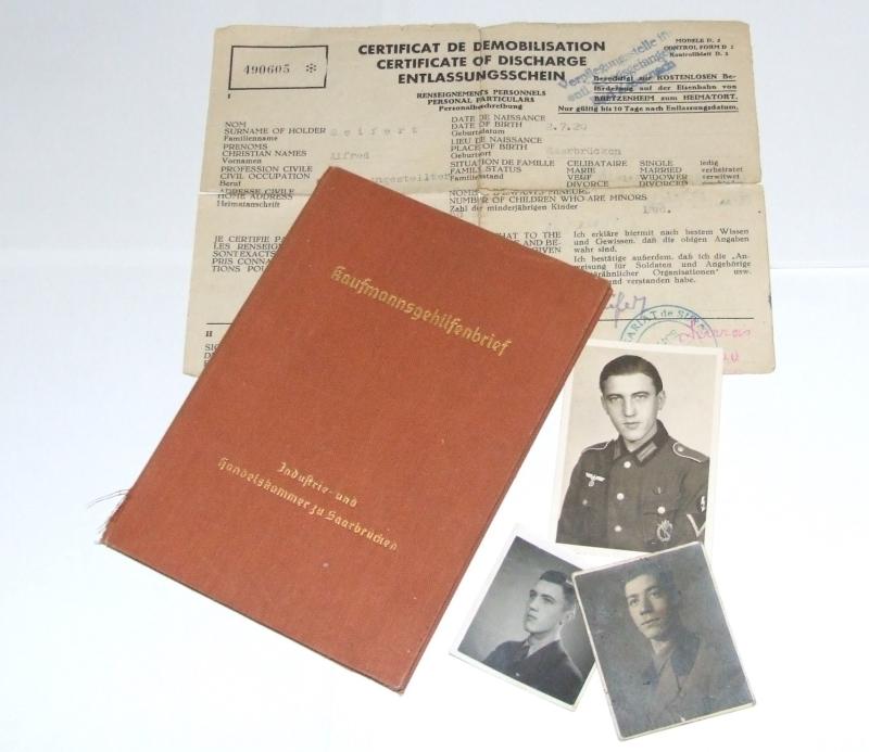 Army Gefreiter - Photographs and Paperwork