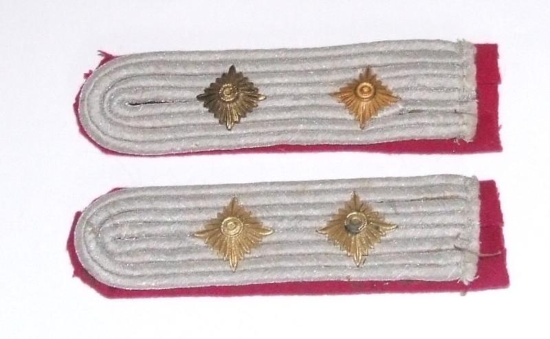 Nebelwerfer Hauptmann's Shoulder Boards