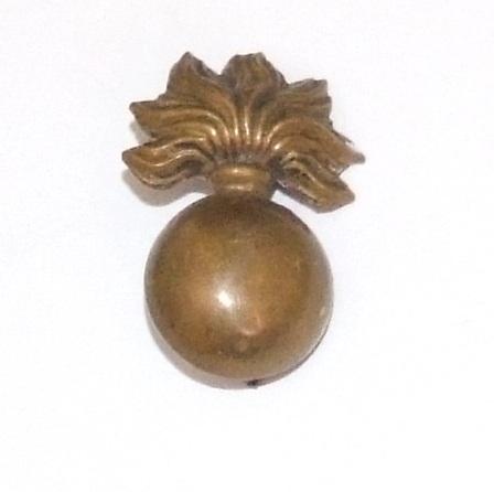 Grenadier Guards Cap Badge - 1939